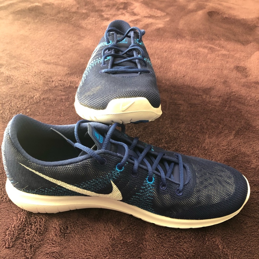 Nike Fury Size 6Y Brand New (No Box)